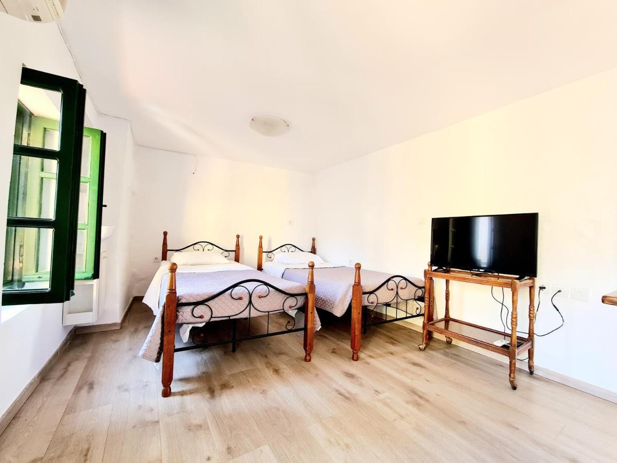 Piccolo Modern Suites Old Town Rhodes City Exterior foto