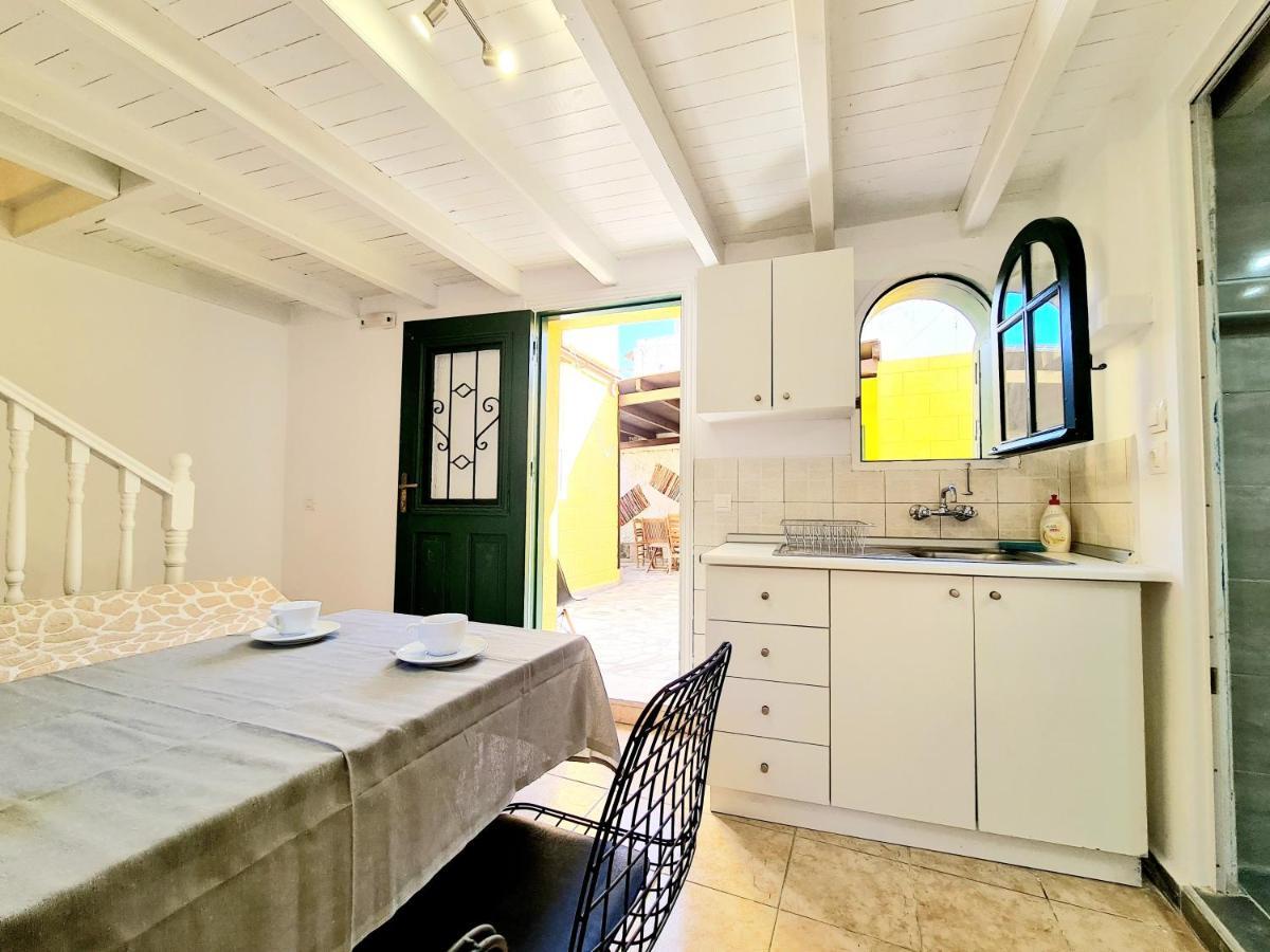 Piccolo Modern Suites Old Town Rhodes City Exterior foto