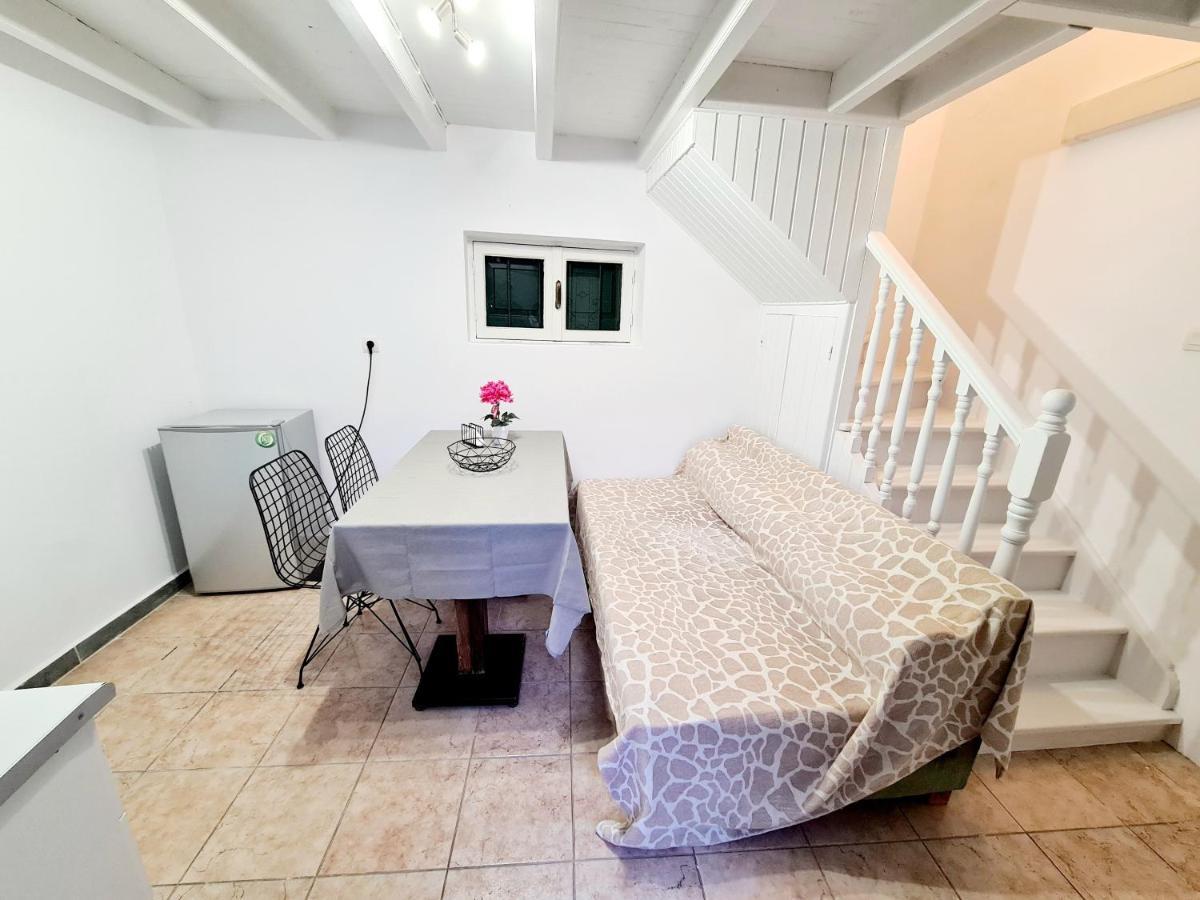 Piccolo Modern Suites Old Town Rhodes City Exterior foto
